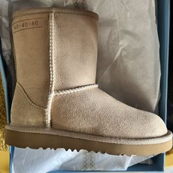 Youth 13 Uggs Tan 