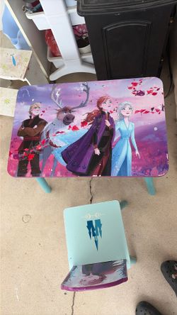 Elsa Kids Table 