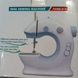 New Portable Mini Sewing Machine 