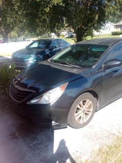 Hyundai Sonata Blue Sedan