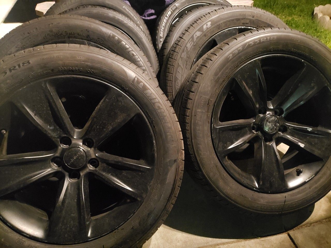 DODGE CHALLENGER 18"INCH RIM'S WITH TIRES