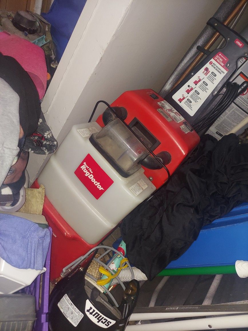 Carpet Cleaner