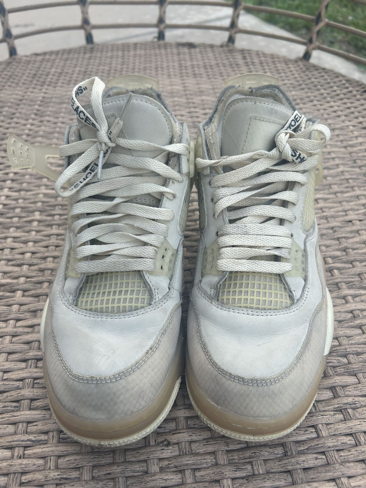 Off-white Jordan 4