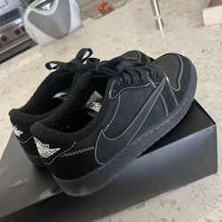 Travis Scott Jordan 1 Low Size 10.5 Black Phantom Cactus Jack 