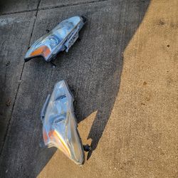 2015 Nissan Altima Headlight