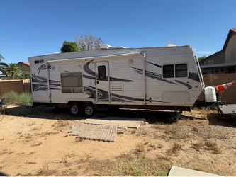 2008 Eclipse Attitude 26FSAK Toy Hauler