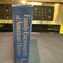 Vintage 1975 Reader’s Digest Family Encyclopedia Of American History