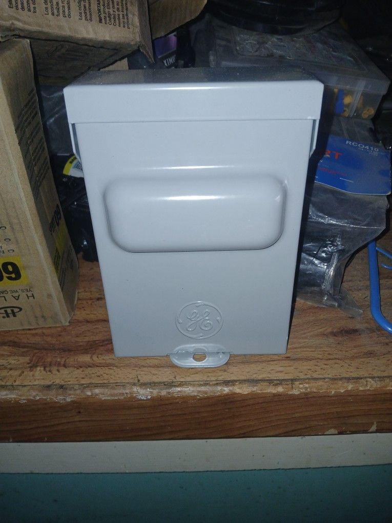 Disconnects 60amp 240 V