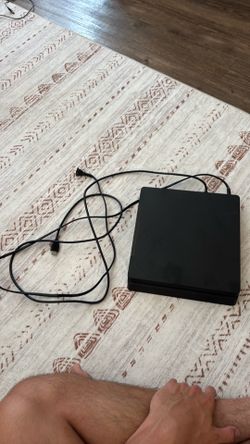 PS4 Slim 1TB