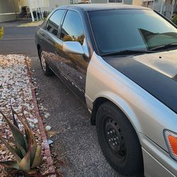 2000 Toyota Camry