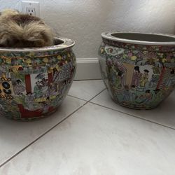 2 ROSE MEDALLION Hand Painted Gold & Multicolor GEISHA Asian Chinese Chinoiserie Oriental Koi Fish Planter Pots. Art For Plant. Not An Exact Pair. 