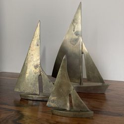 Mid Century Modern Solid Brass Sailboat Sculptures Figurines, Lot of three 