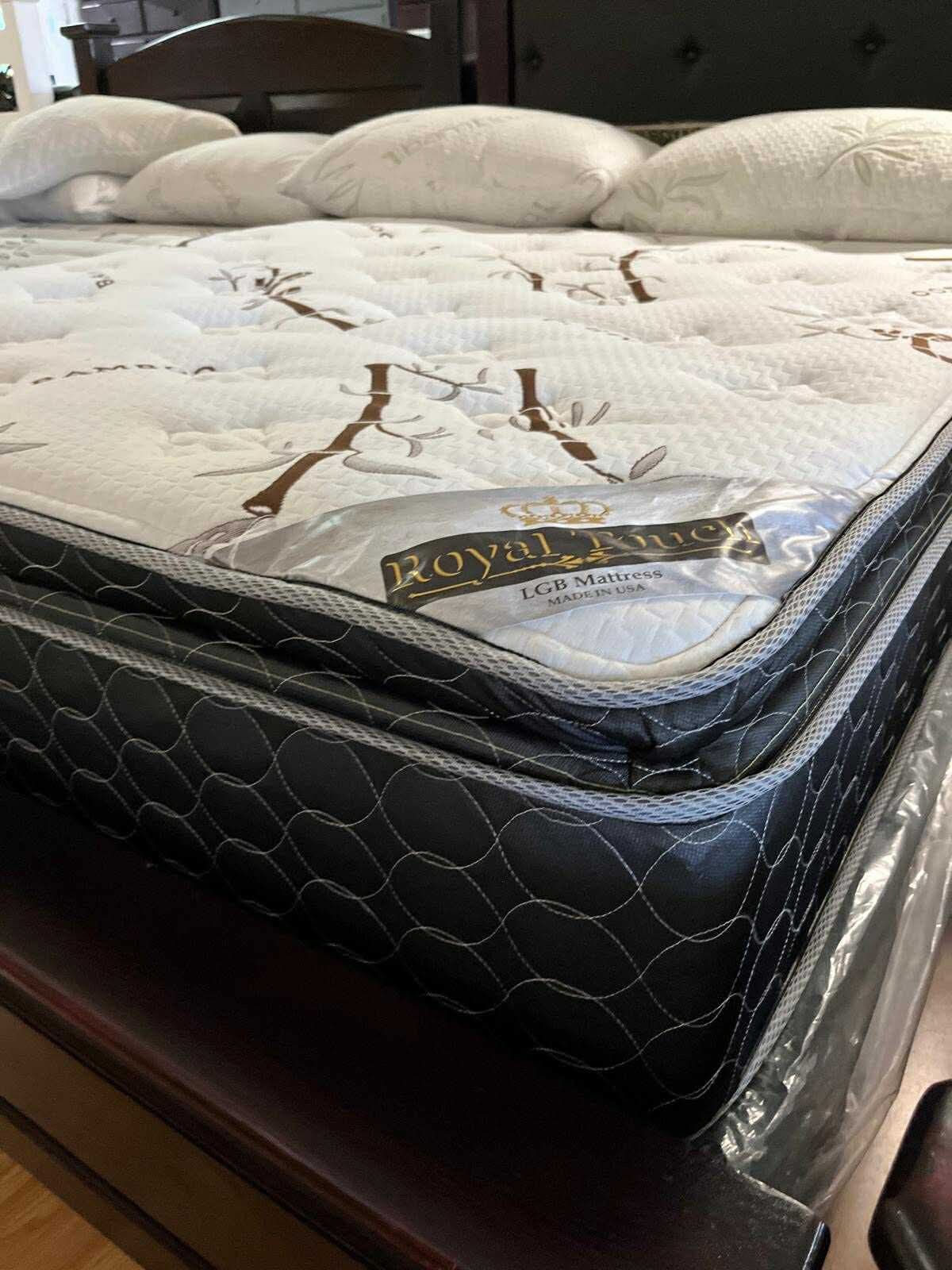 Royal Touch Memory Foam Bamboo Queen Size Set