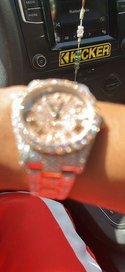 VS1  one moissanite two-tone watch