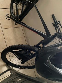 Scott scale 970 black 29r