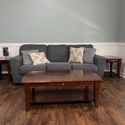 Living Room Couches And Tables