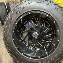 Set Of  4 DWG OFF ROAD WHEELS 
