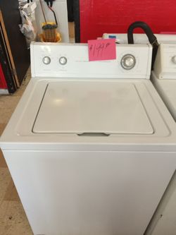 Roper washer white super size heavy duty clean . Warranty . Delivery available . 2203 Fowler st . Ft. Myers 33901