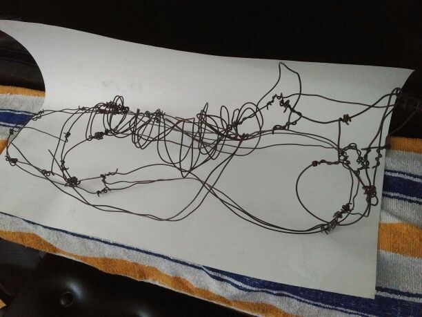Art wire sculpture Converse high-top Sneaker model about size 18 (against white paper background)