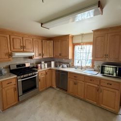 Full Set Of Kitchen Cabinets