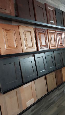 Kitchen cabinets solid wood