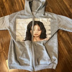 Grey and black Y2K zip-up hoodie #y2kfashion worn once. No flaws. Baggy SIZE M