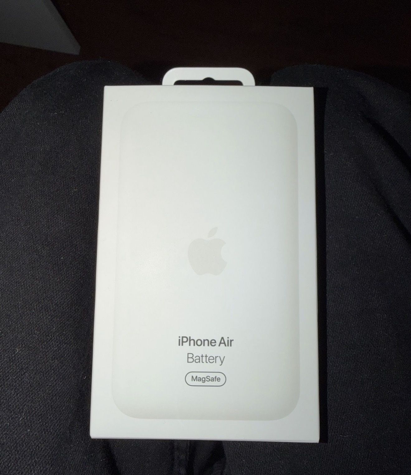 iPhone Air MagSafe Battery