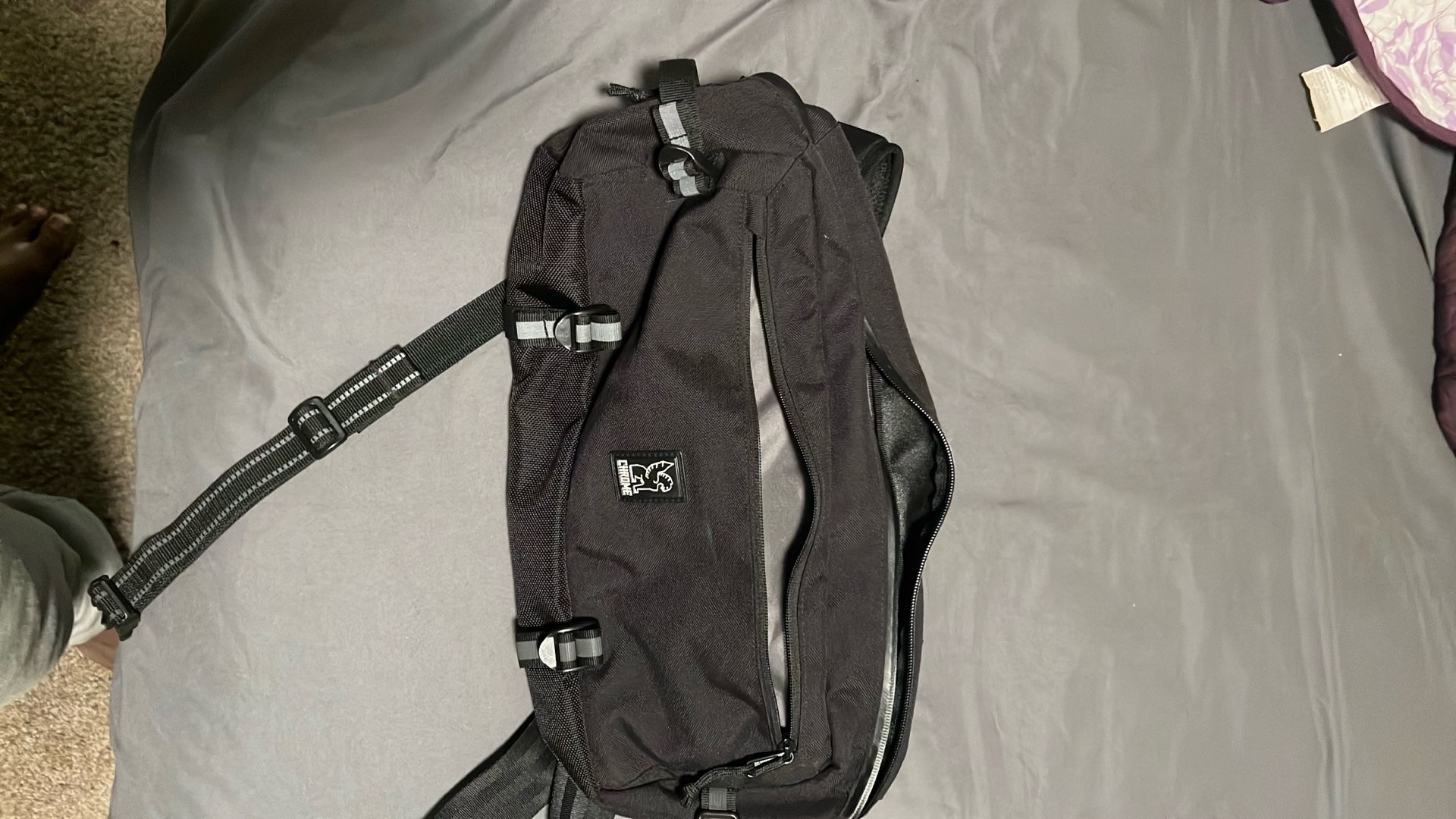 Chrome Sling messenger Bag