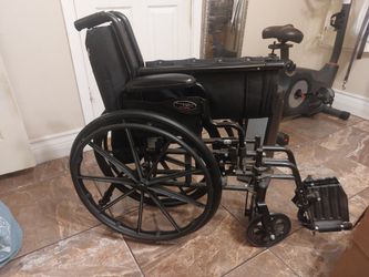 Everest Jennings Wheel Chair