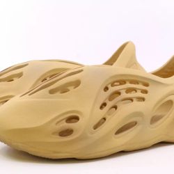 Adidas Yeezy Foam RNNR DESSERT Sand Size 13 GV6843 Tan Brown OG Low