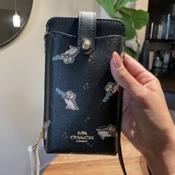 New With Tags Coach Phone Wallet Crossbody 