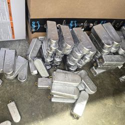 Halibut/cod weight $2 a lb