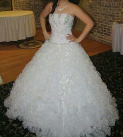 Quincea�era dress uno use