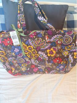 Floral Vera Bradley travel Bag !!!!