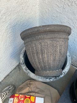 Planter pots