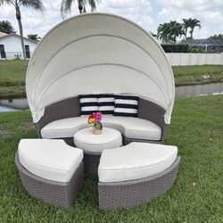 Beautiful Modern Sunbrella Sectional Daybed