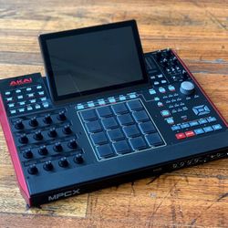 Akai MPC X – 1TB SSD – Excellent Condition