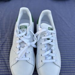Adidas Original Stan Smith size 5.5