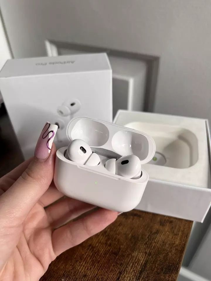 Apple AirPods Pro (2nd Generation)
