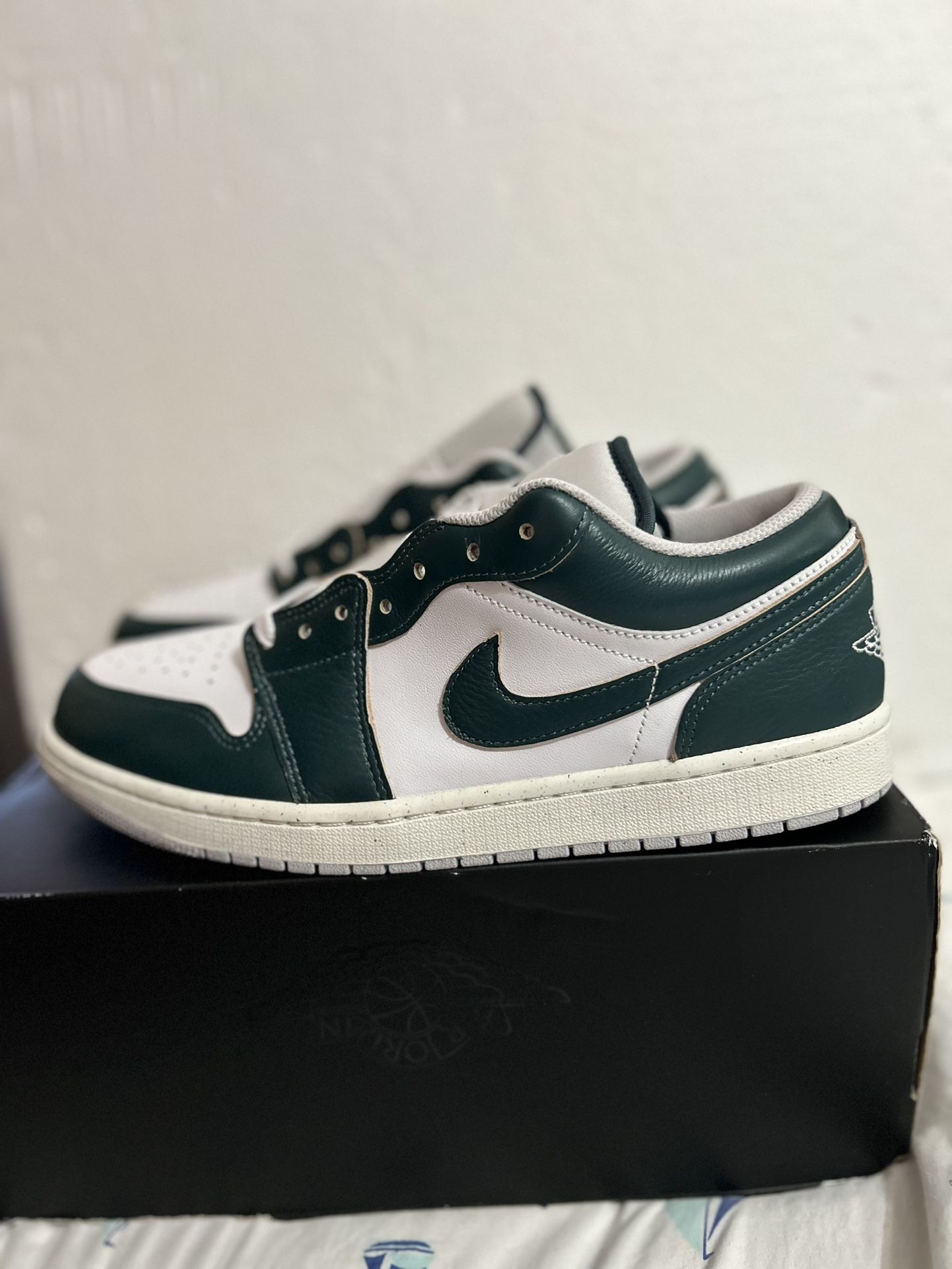 Nike Air Jordan 1 SE Low Men’s Size 11