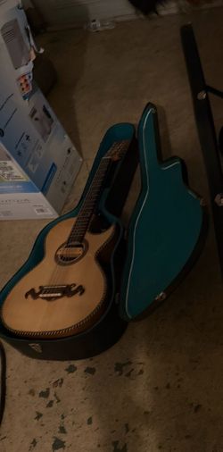 BajoQuinto Guitar