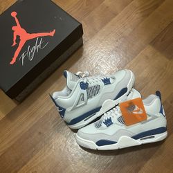 Jordan 4 military Blue Size 9