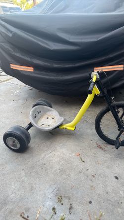 Razor trike