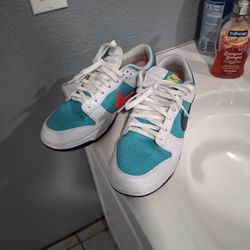 Nike Dunks Size 10 