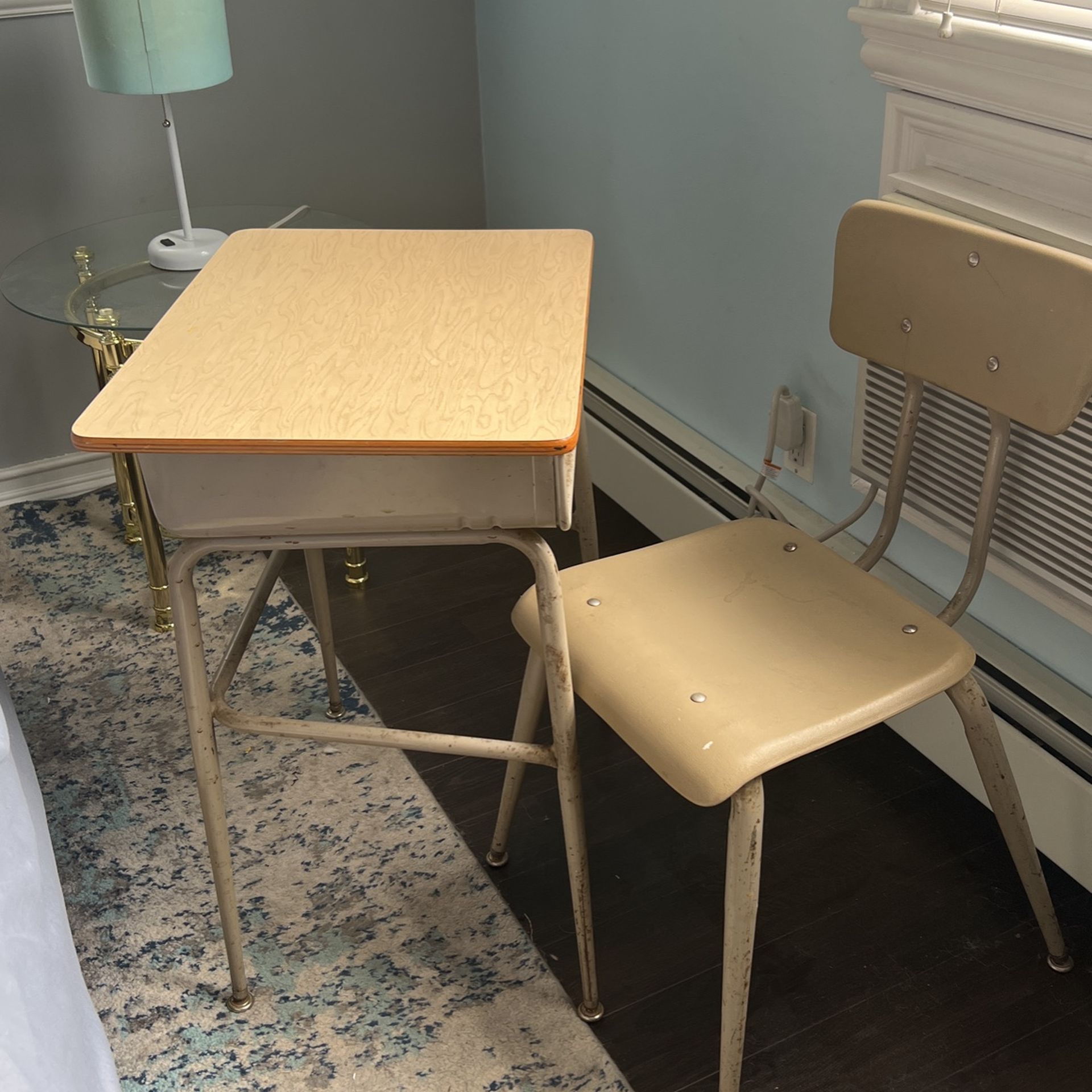 Student size Desk