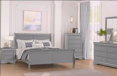 New 5 Piece Queen Bedroom