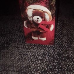 1984 AVON RARE PLUS PUPPY TREEb ORNAMENT 