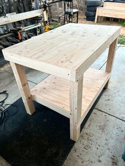 Work Benches 🛠️🪚🪛🔧
