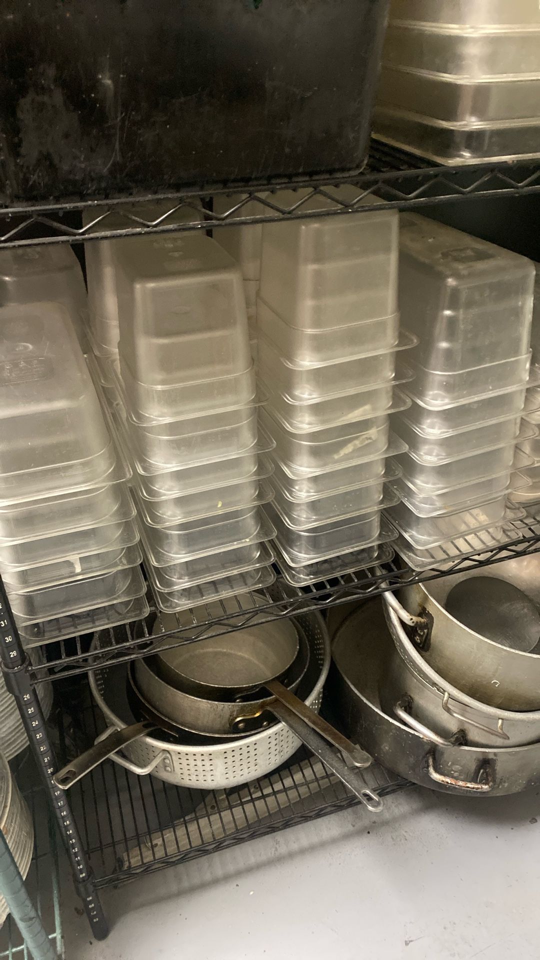 Restaurant Containers