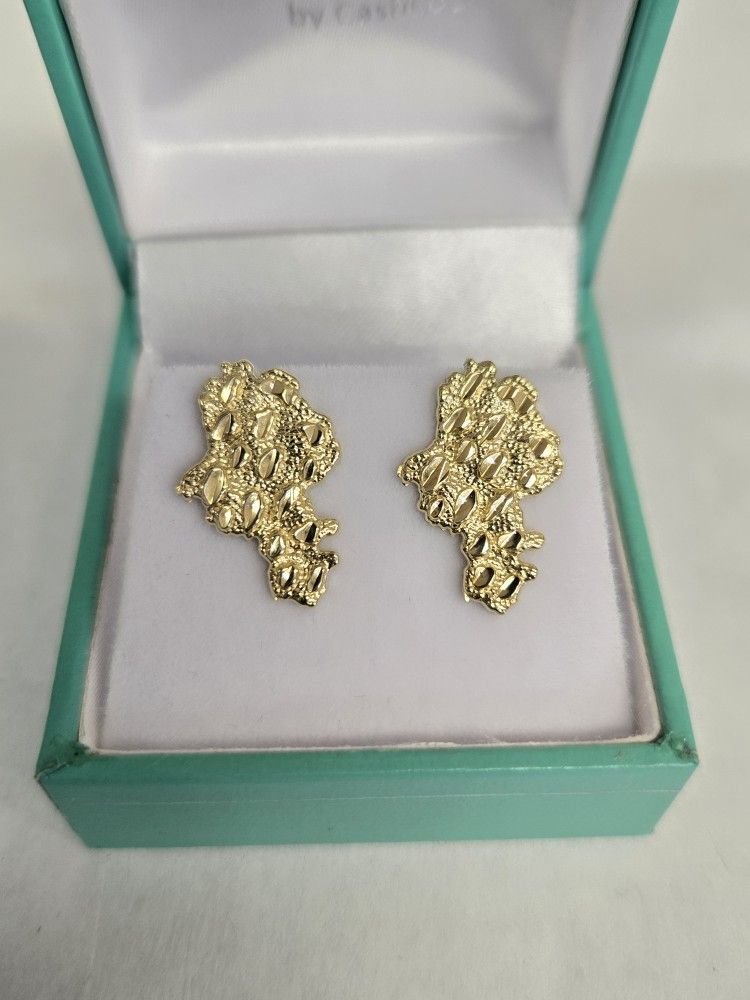 10kt Gold Nugget Earrings